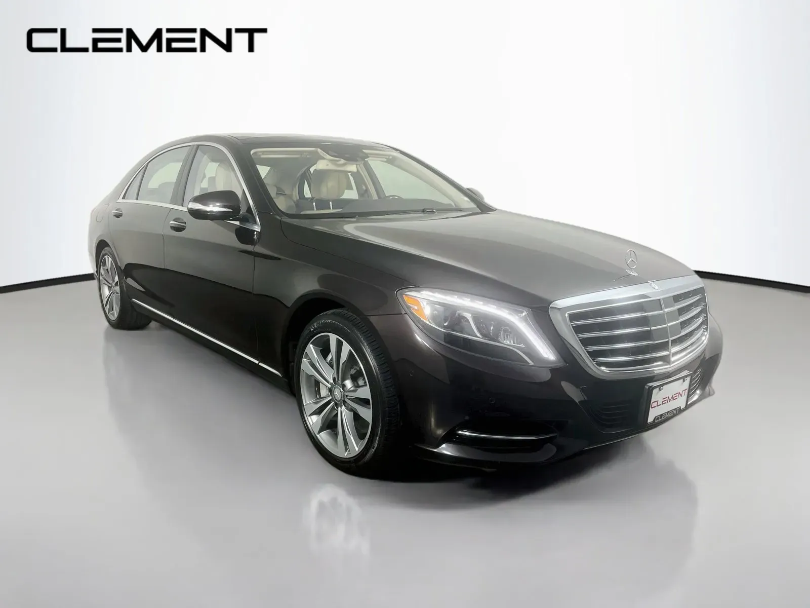 Mercedes-Benz S-Class photo 4