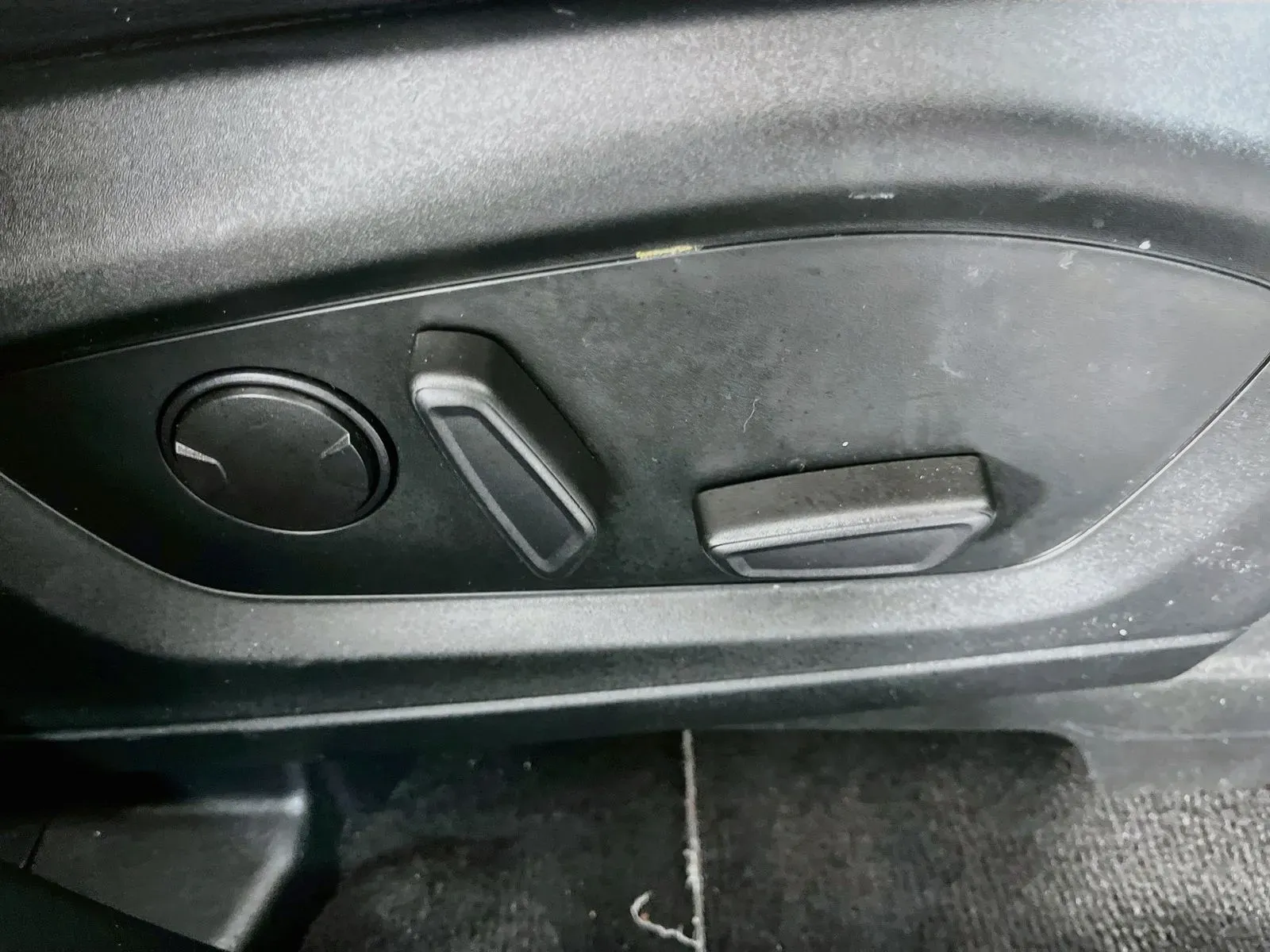 Ford Explorer photo 36