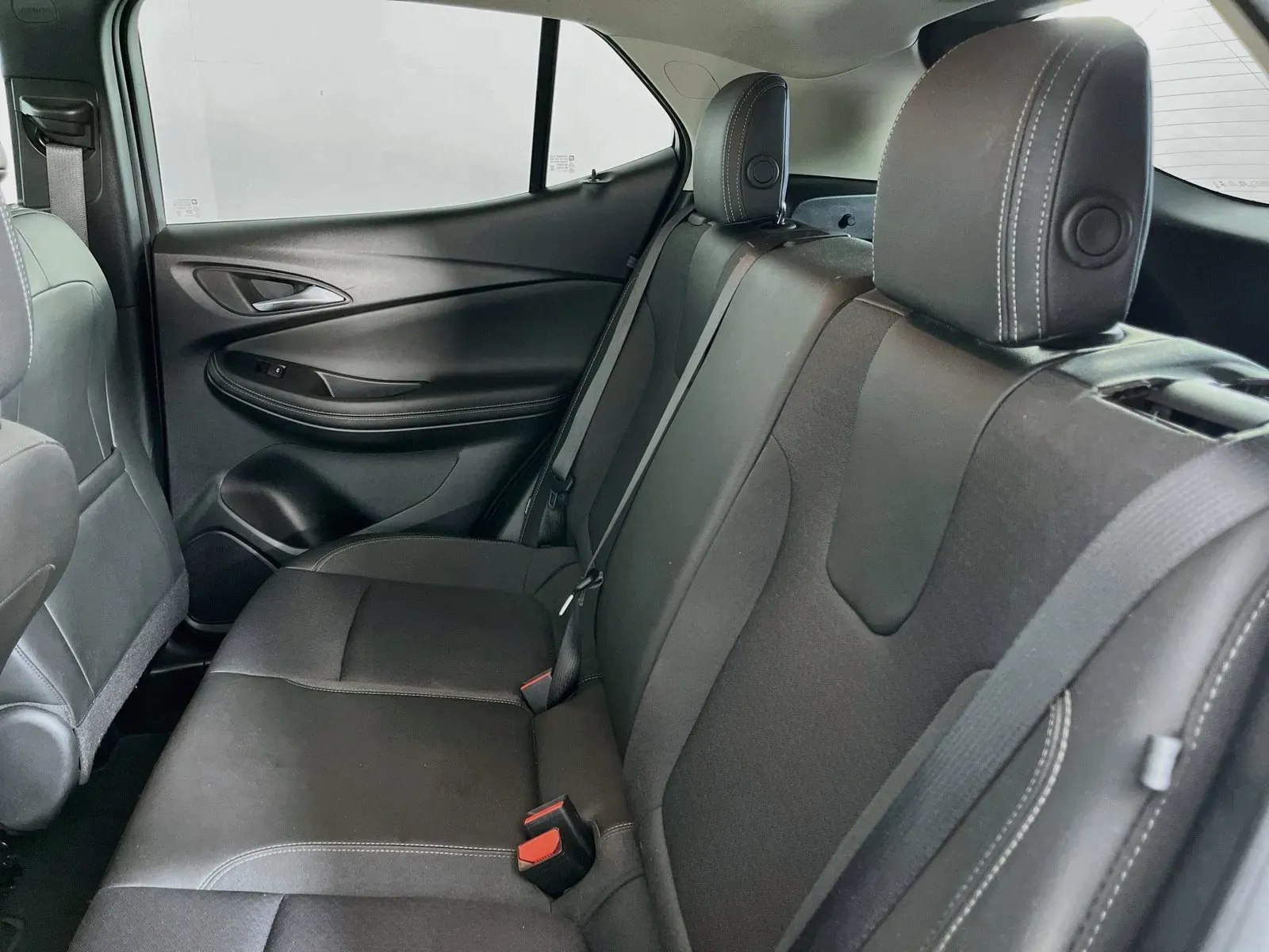 Buick Encore GX photo 29