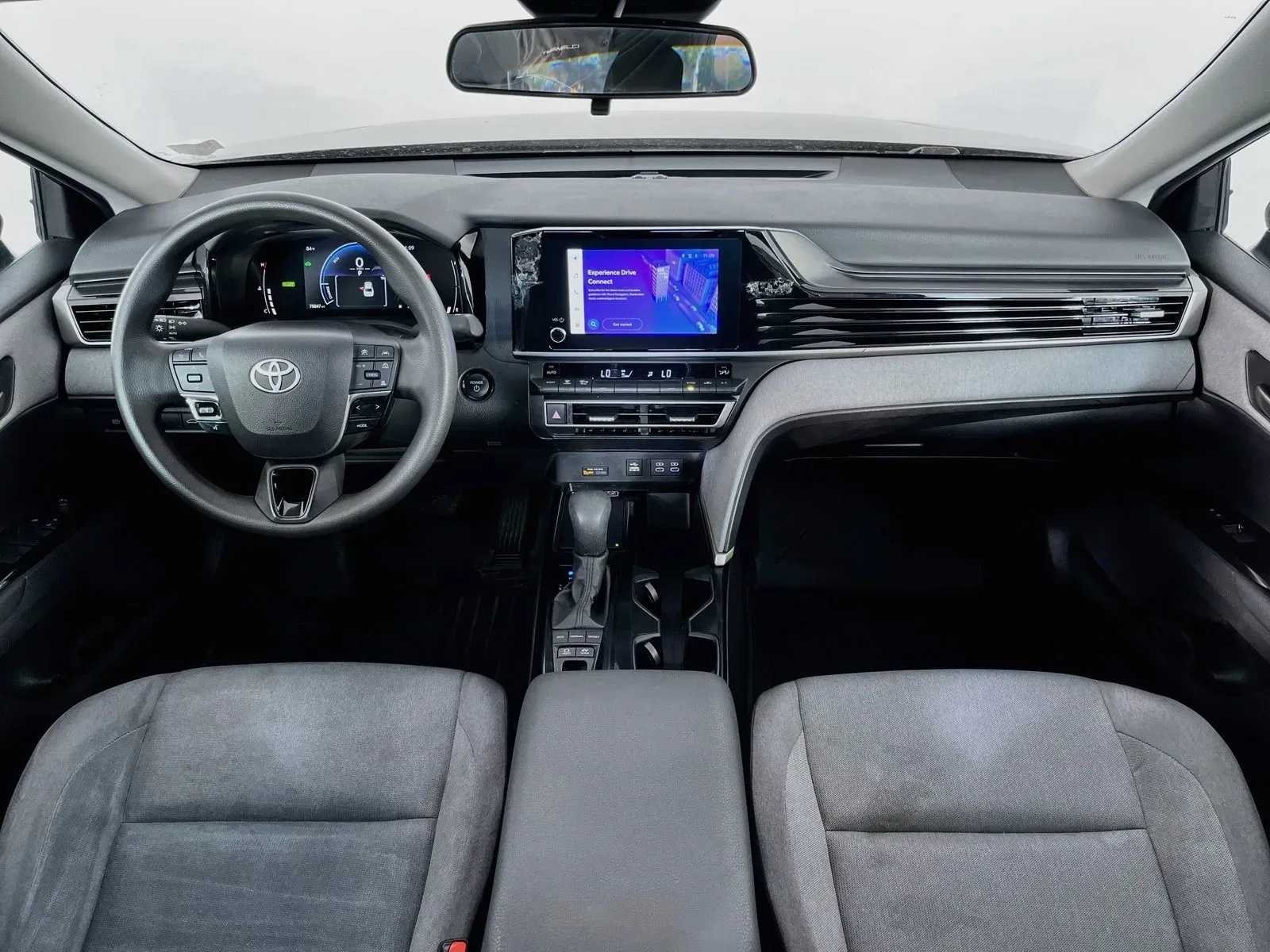 Toyota Camry photo 12