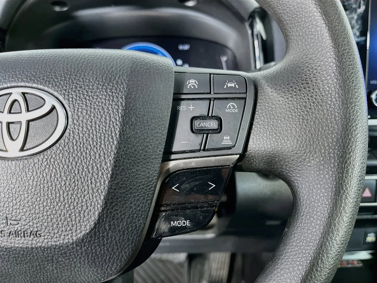 Toyota Camry photo 17