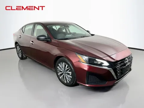 More photos of 2025 Nissan Altima 2.5 SV at Clement Pre-Owned, MO