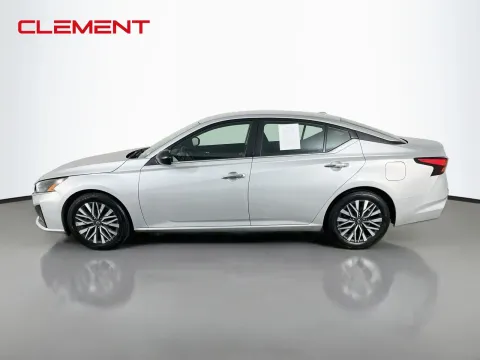 More photos of 2024 Nissan Altima 2.5 SV at Clement Pre-Owned, MO