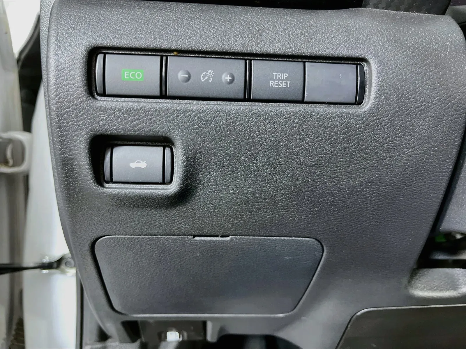 Nissan Sentra photo 10