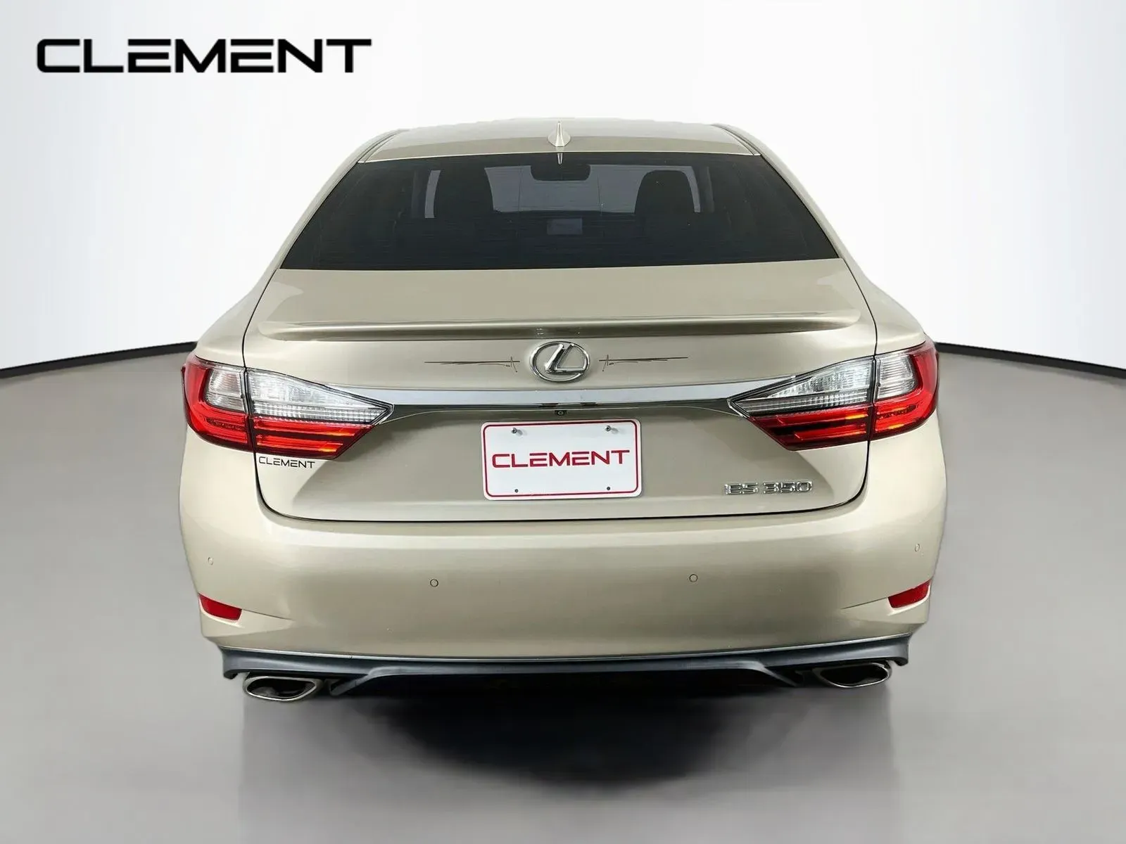 Lexus ES photo 8