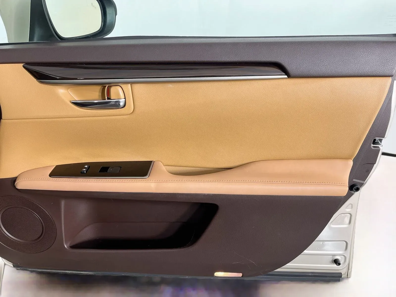 Lexus ES photo 38