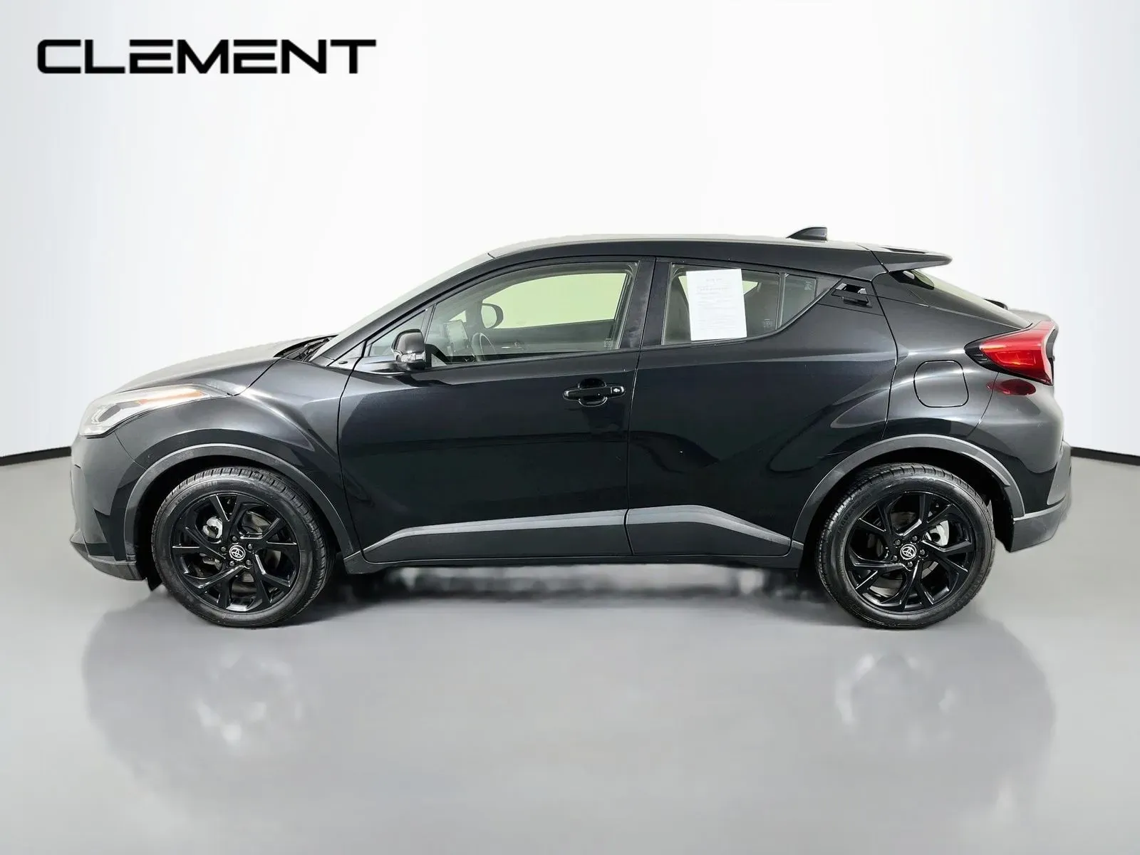 Toyota C-HR photo 5