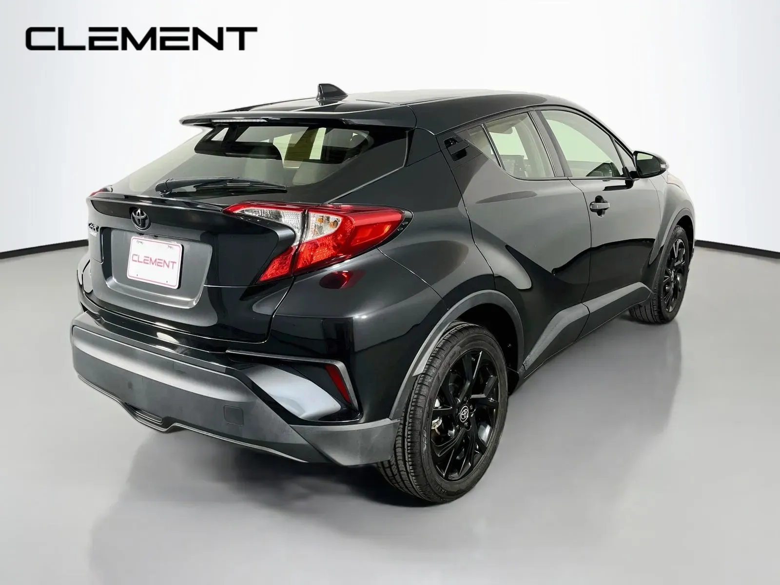 Toyota C-HR photo 7