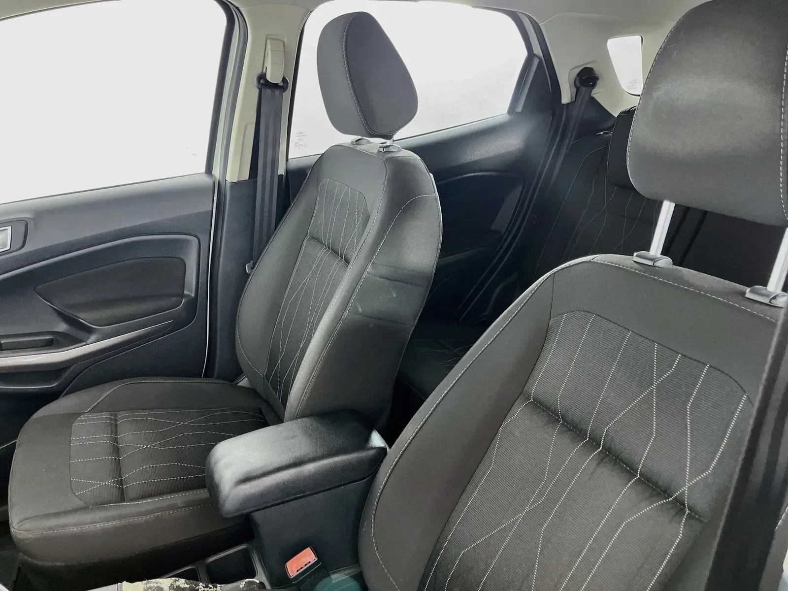 Ford Ecosport photo 26