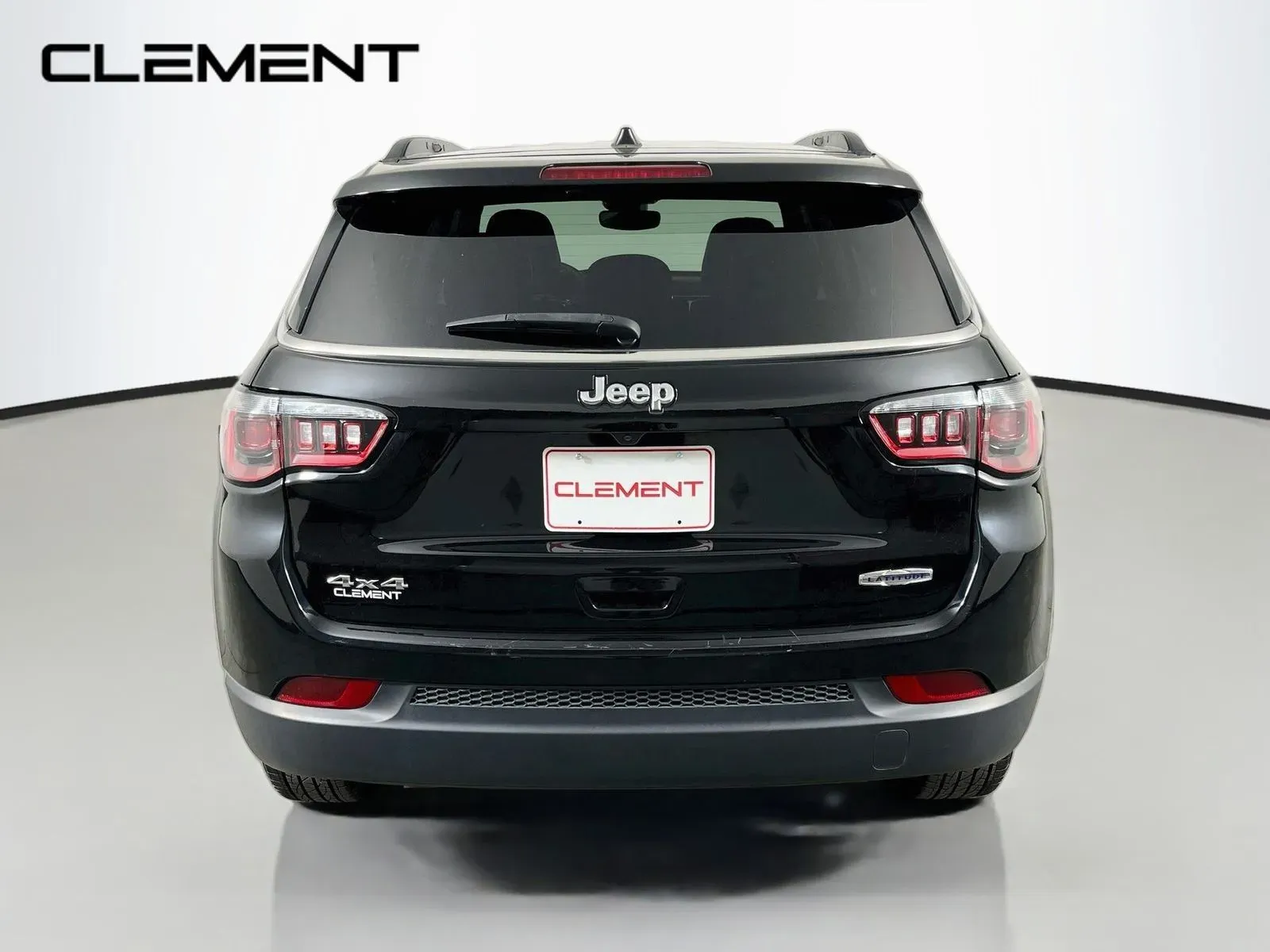 Jeep Compass photo 8