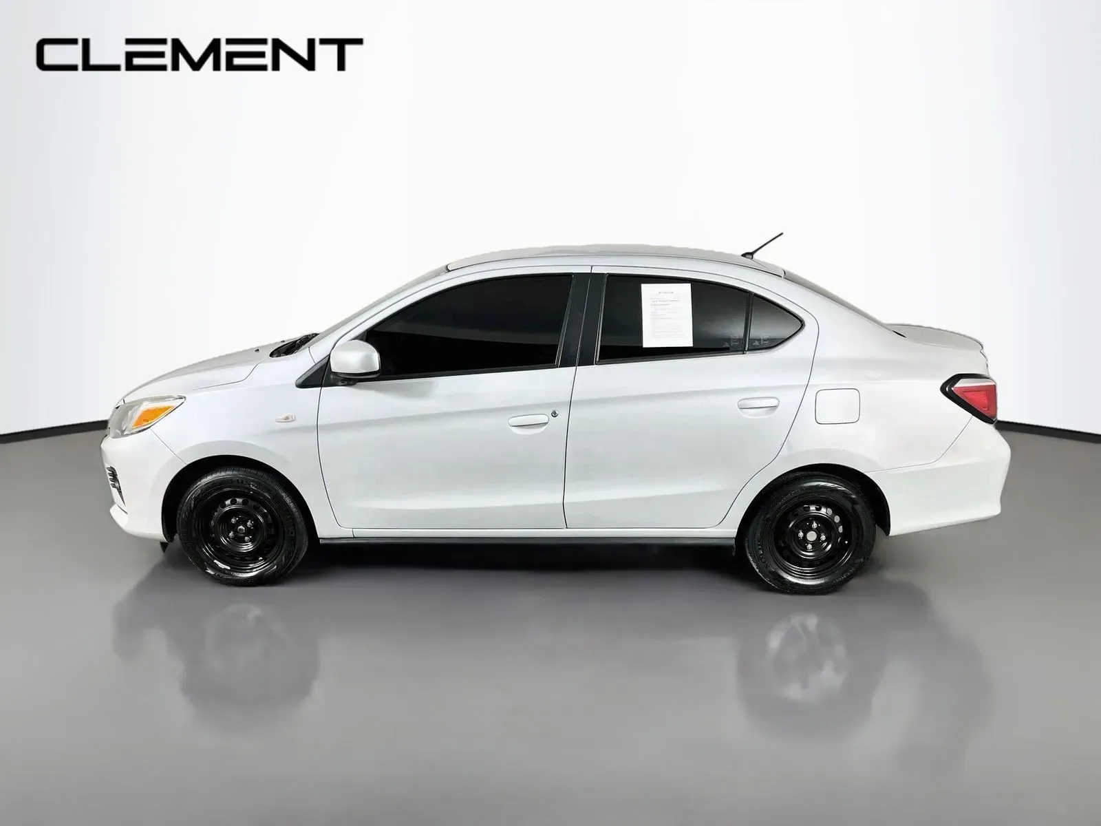 Mitsubishi Mirage G4 photo 5