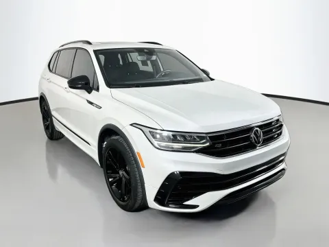 Another view of 2023 Volkswagen Tiguan 2.0T SE R-Line Black for sale in Florissant, MO at Clement Pre-Owned