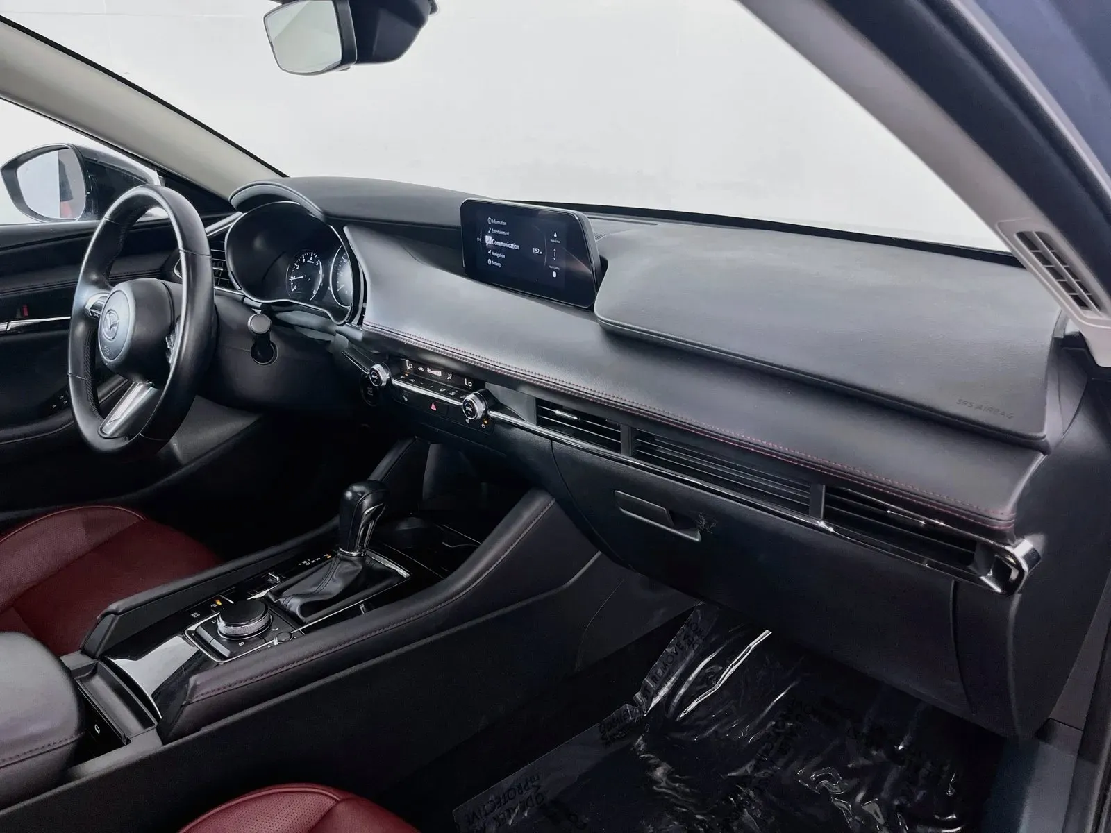 Mazda Mazda3 photo 32
