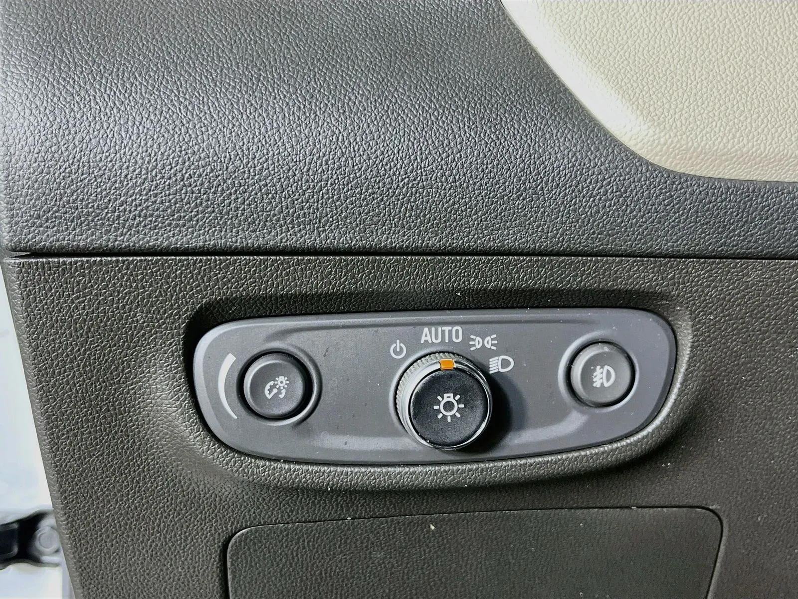 Buick Encore GX photo 13