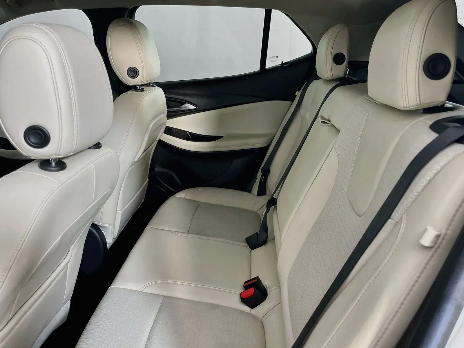 Buick Encore GX photo 31