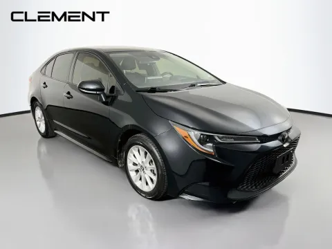 More photos of 2021 Toyota Corolla LE at Clement Pre-Owned, MO
