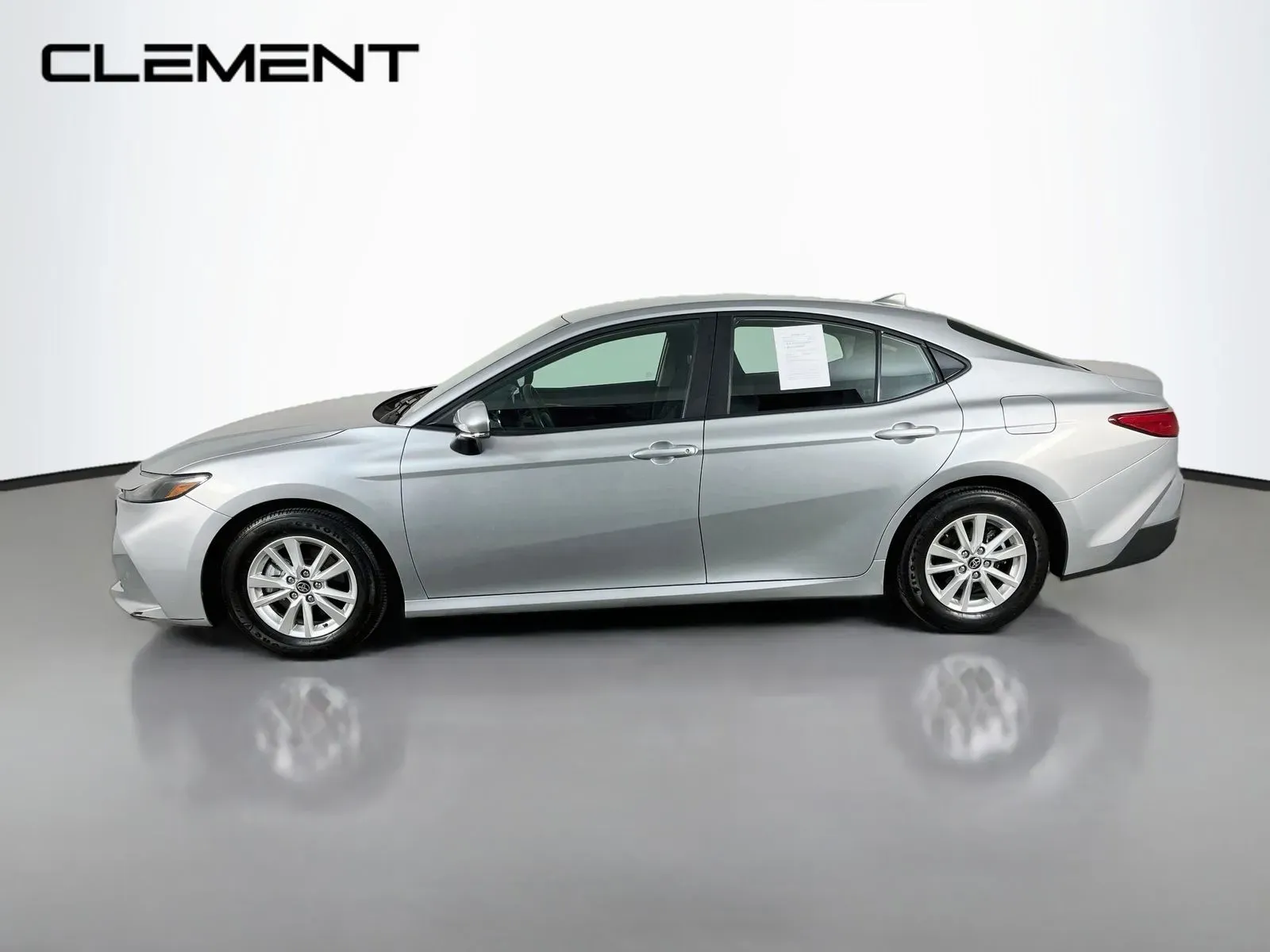 Toyota Camry photo 5