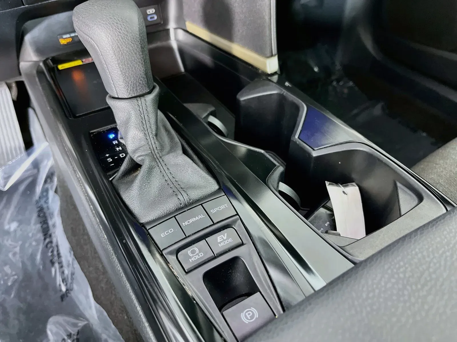 Toyota Camry photo 23