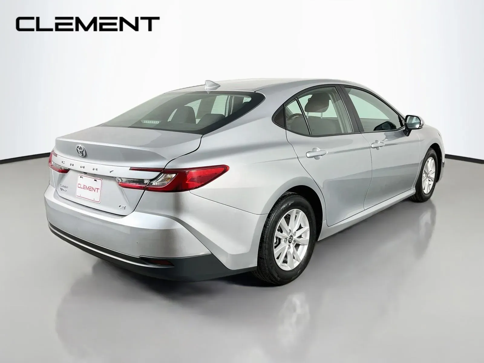 Toyota Camry photo 7