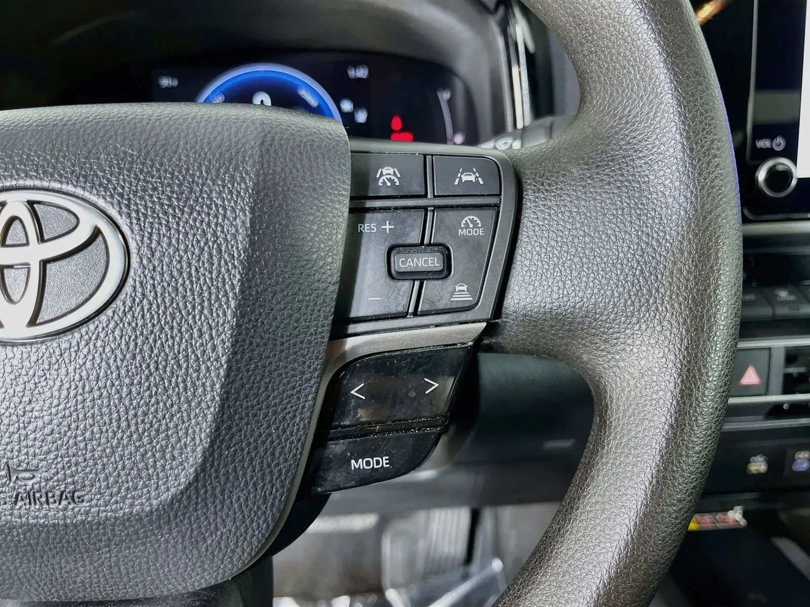 Toyota Camry photo 17