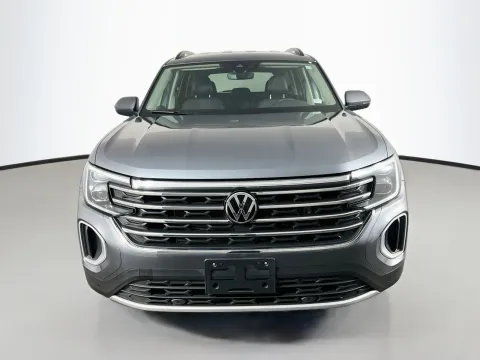 Photos of 2025 Volkswagen Atlas 2.0T SE w/Technology for sale in Florissant, MO at Clement Pre-Owned