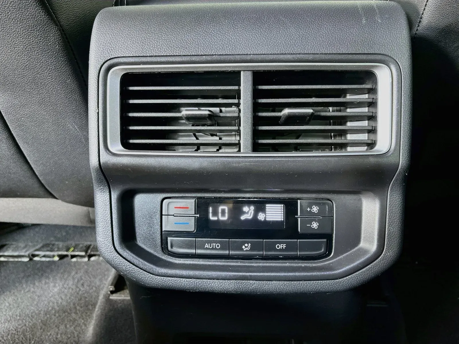 Volkswagen Atlas photo 31