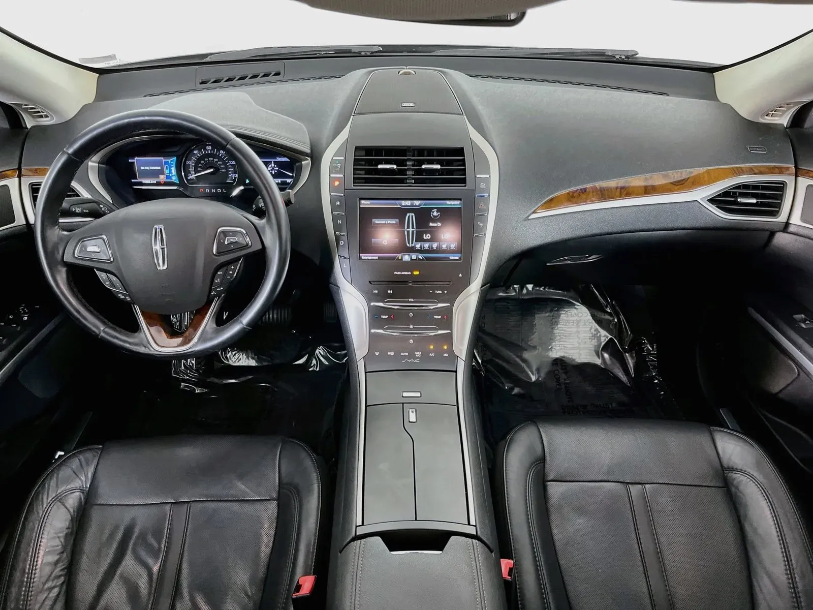 Lincoln MKZ photo 11