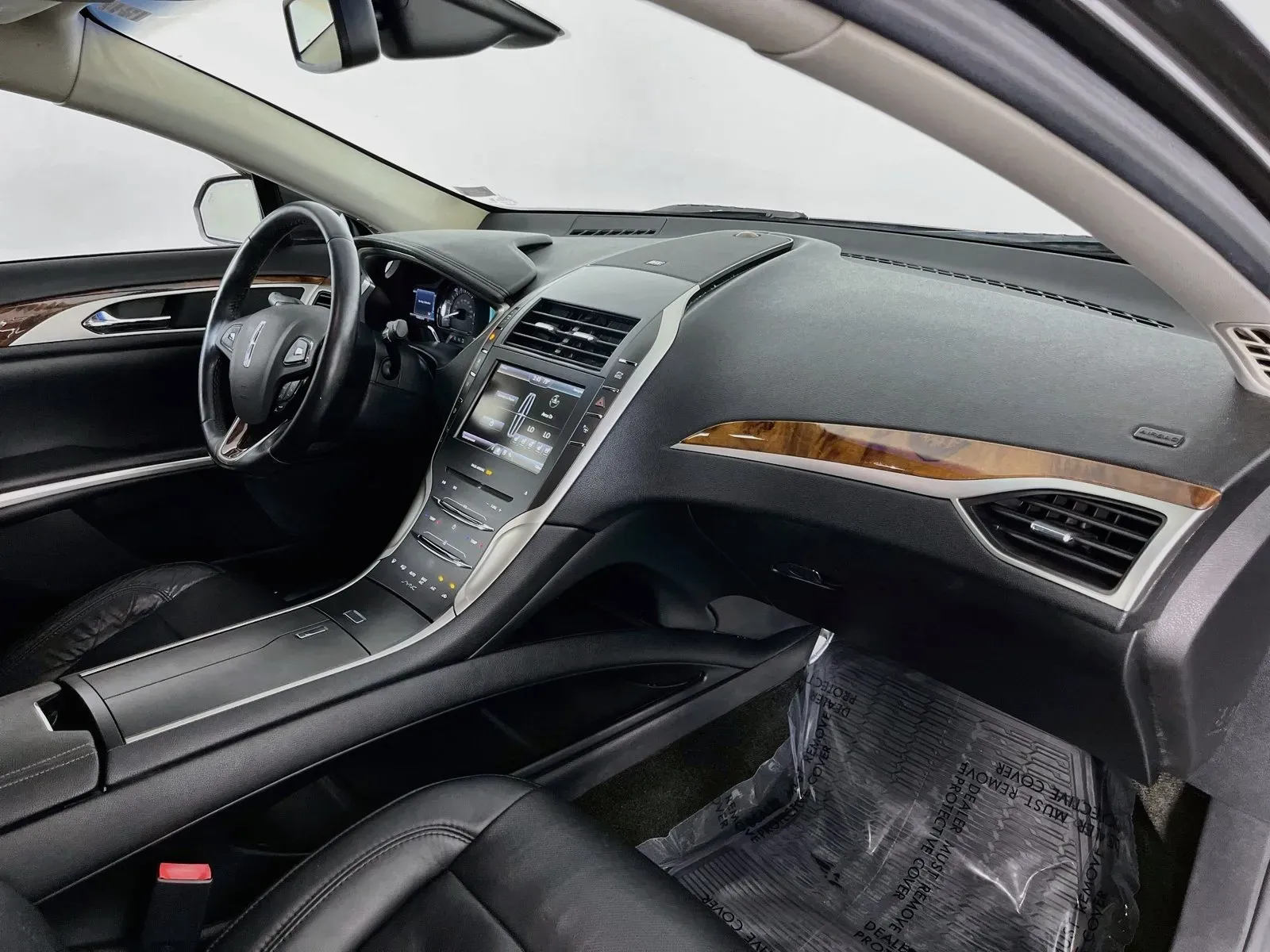 Lincoln MKZ photo 31