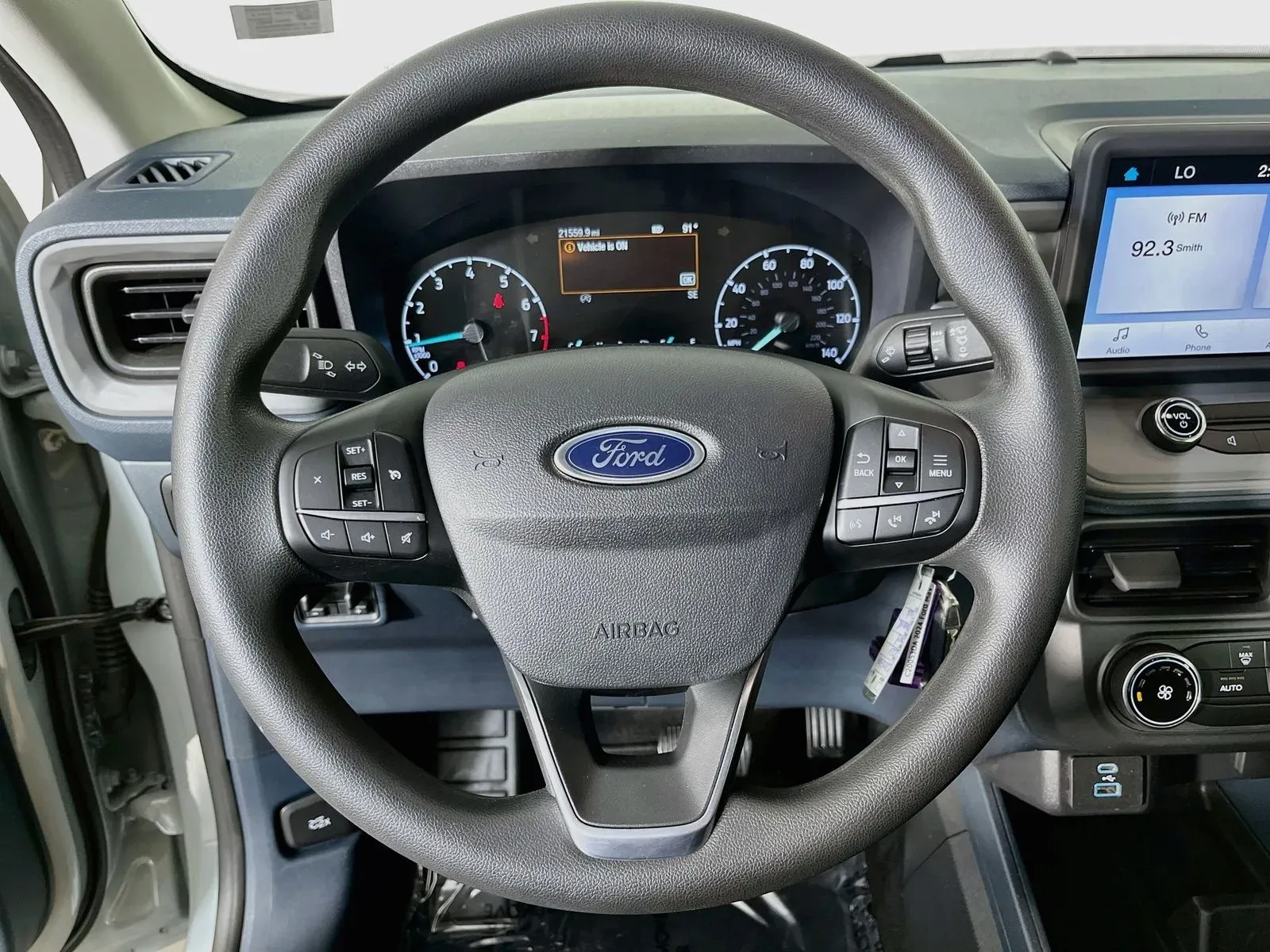 Ford Maverick photo 14