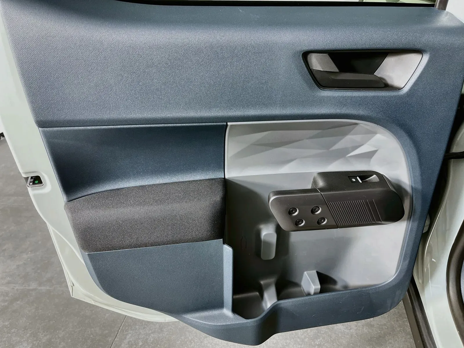 Ford Maverick photo 28