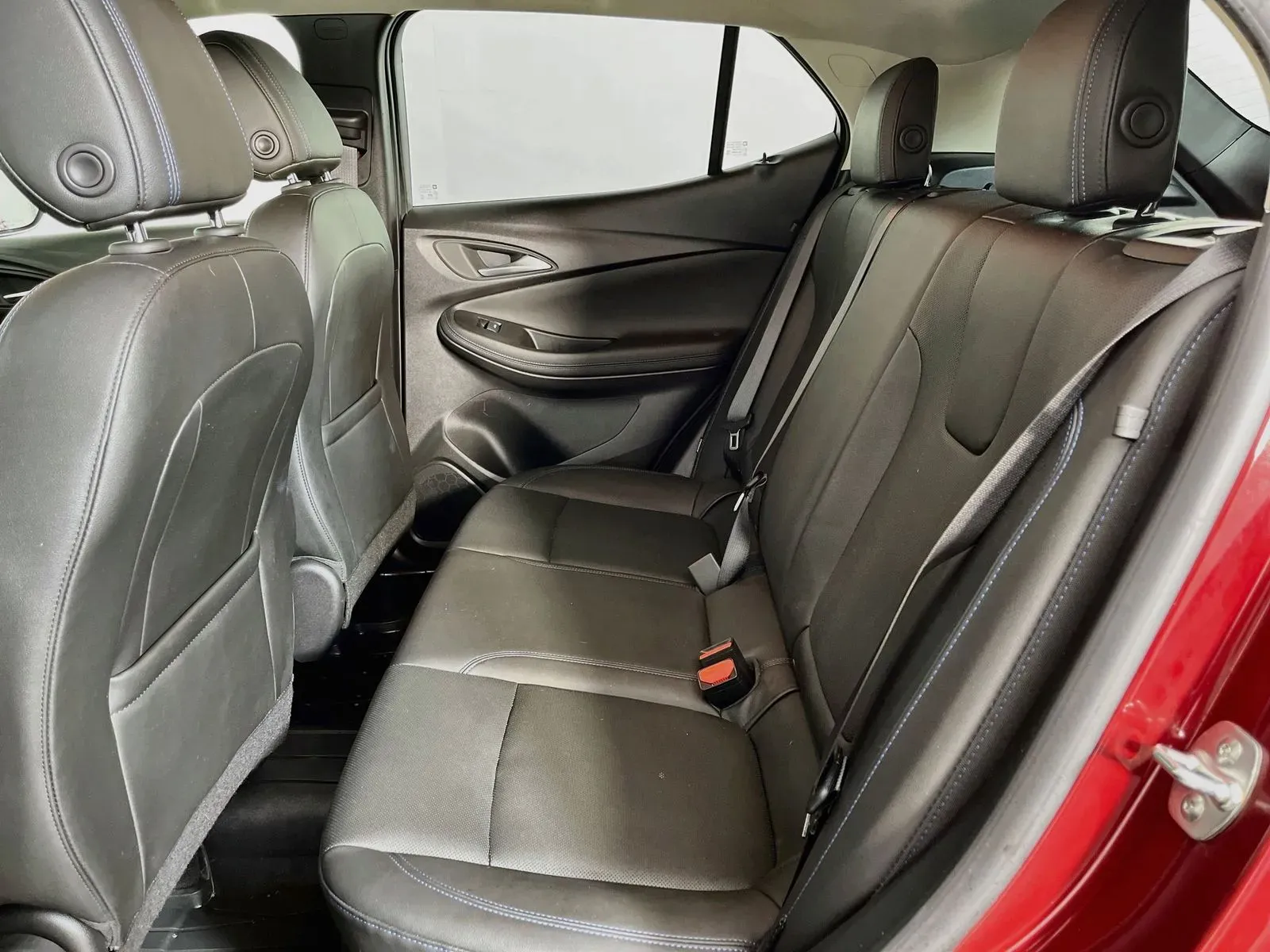 Buick Encore GX photo 27