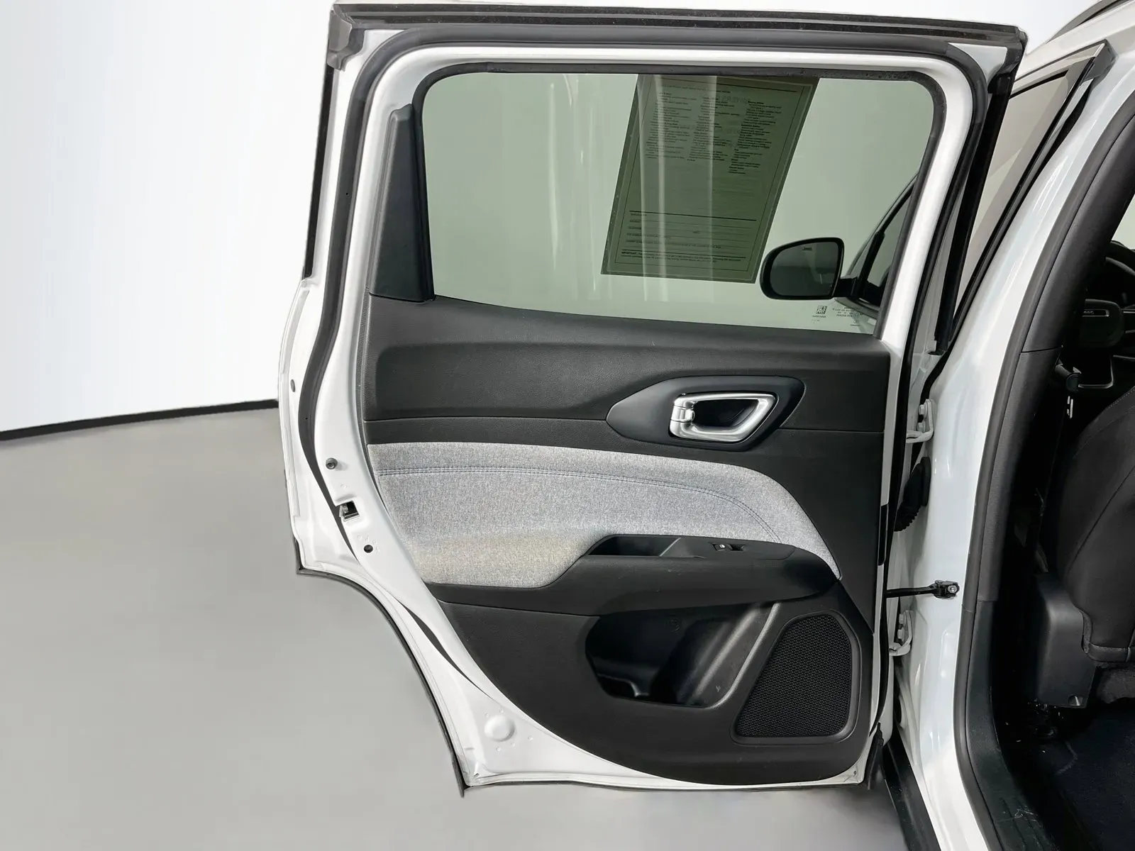 Jeep Compass photo 31