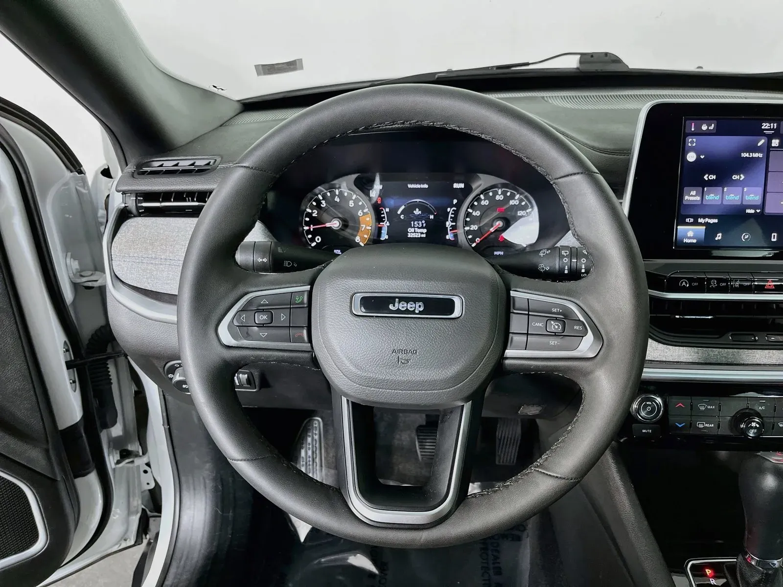 Jeep Compass photo 14