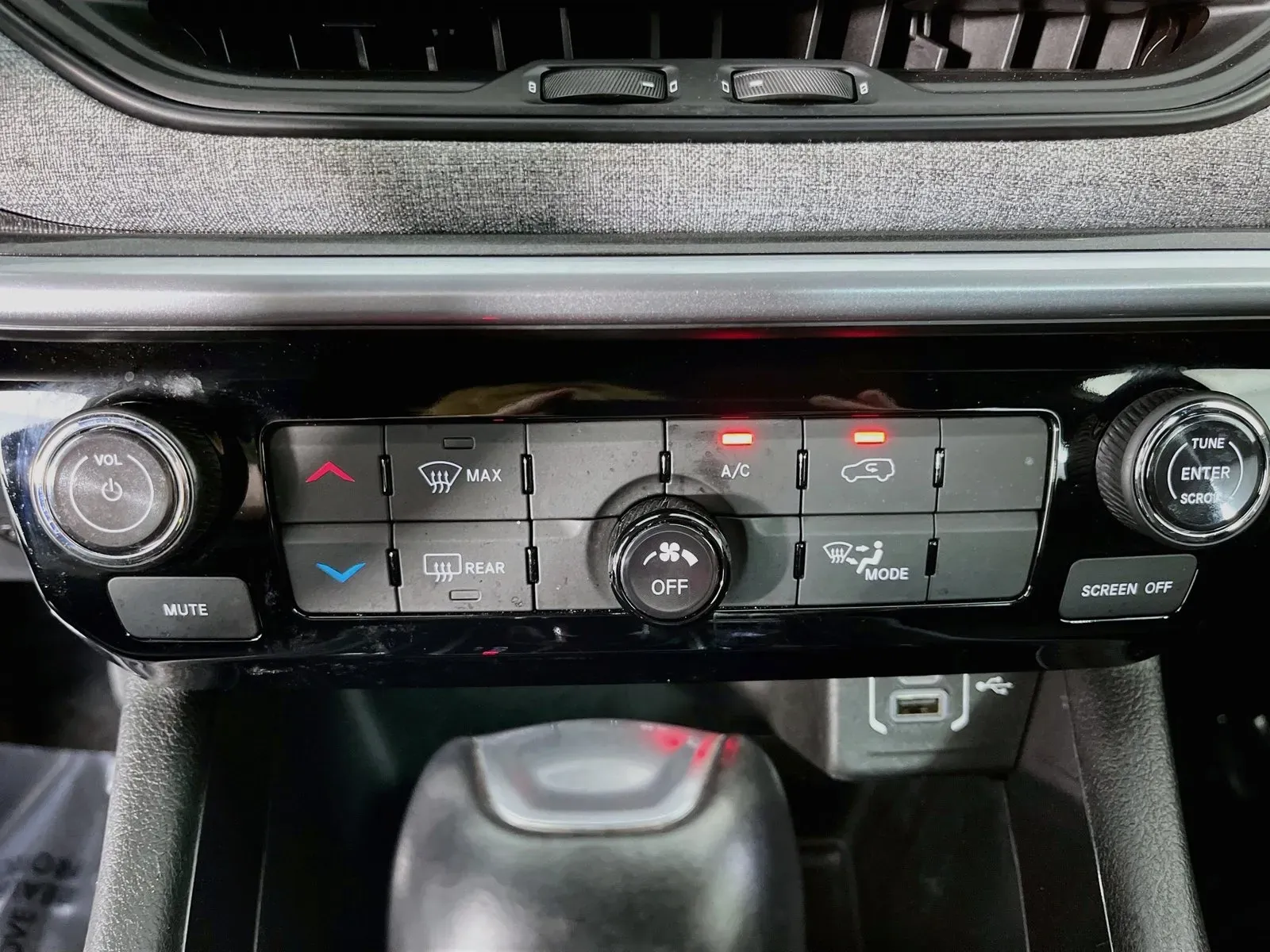 Jeep Compass photo 22