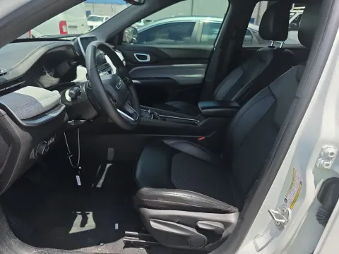 Another view of 2025 Jeep Compass Latitude for sale in Florissant, MO at Clement Pre-Owned