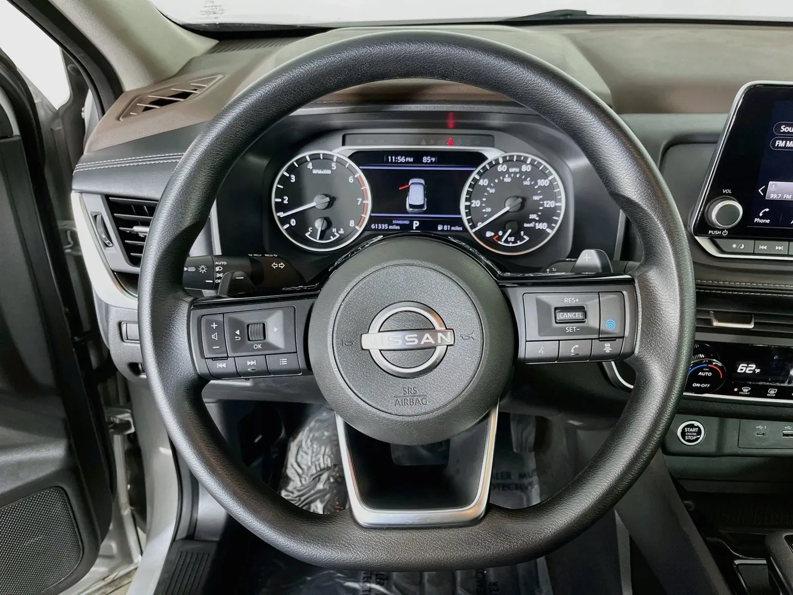 Nissan Rogue photo 13
