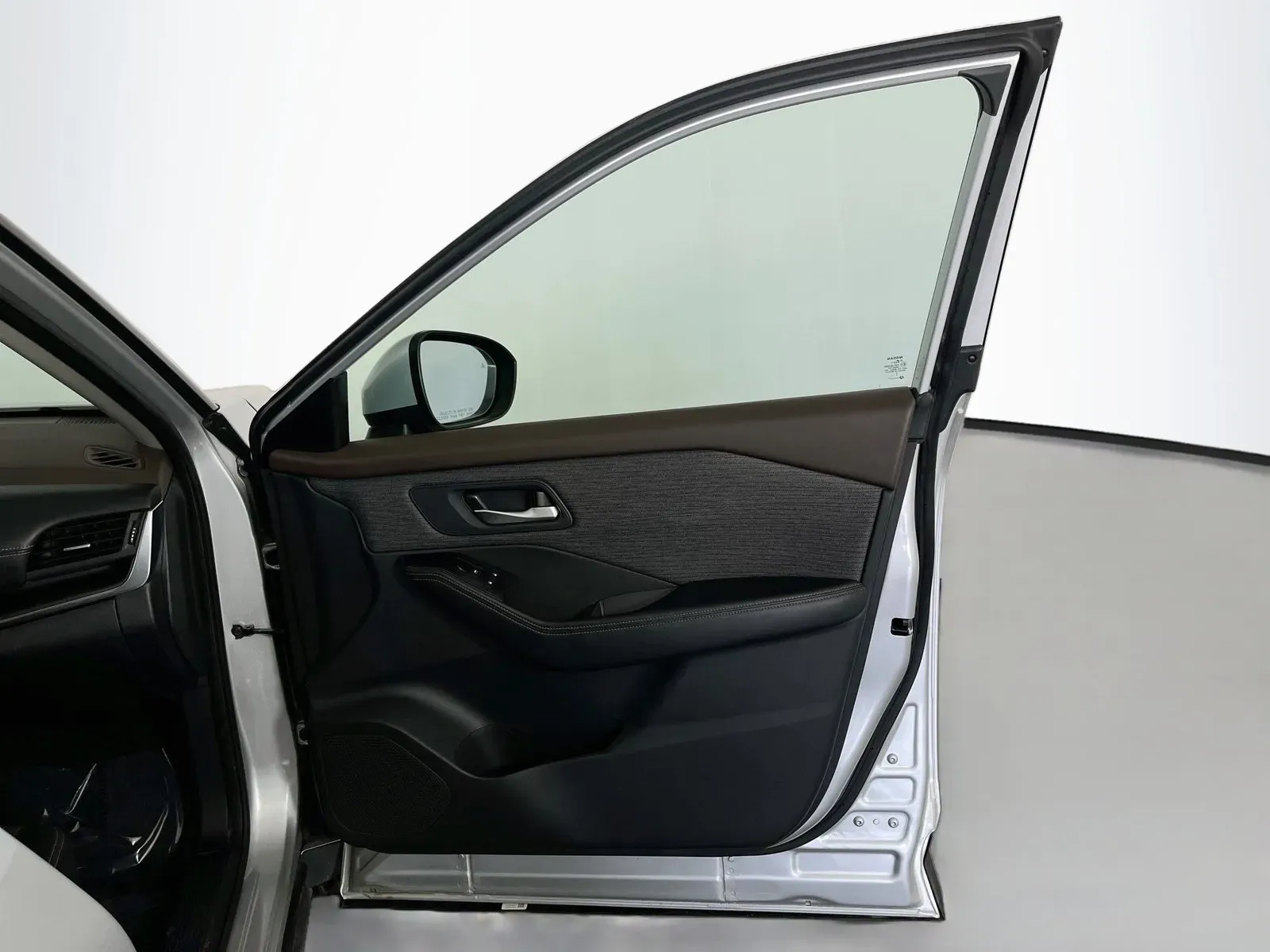 Nissan Rogue photo 27