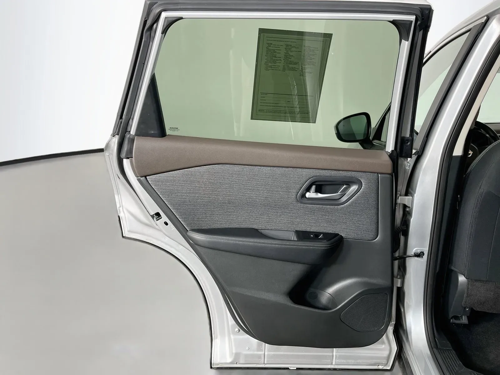 Nissan Rogue photo 22