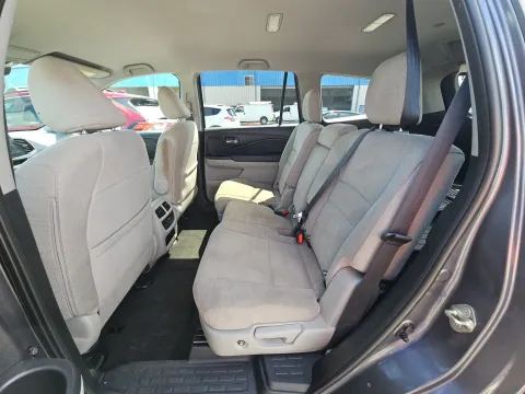 More photos of 2019 Honda Pilot EX at Clement Pre-Owned, MO