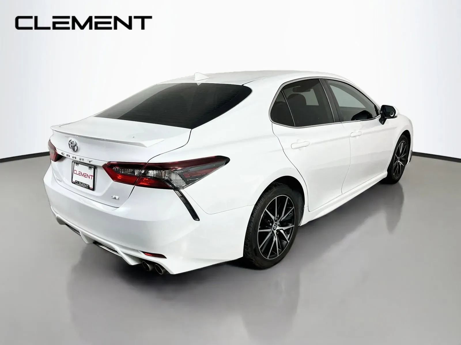 Toyota Camry photo 7