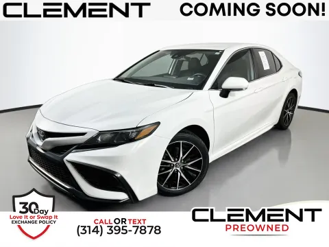 White 2023 Toyota Camry SE for sale in Florissant, MO