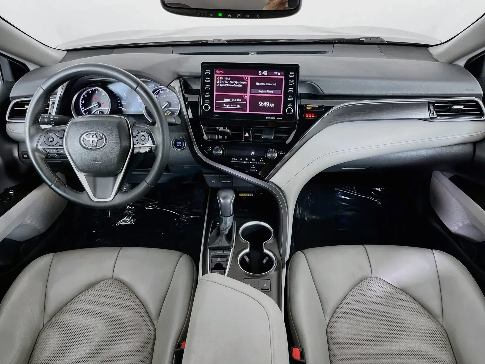 Toyota Camry photo 12