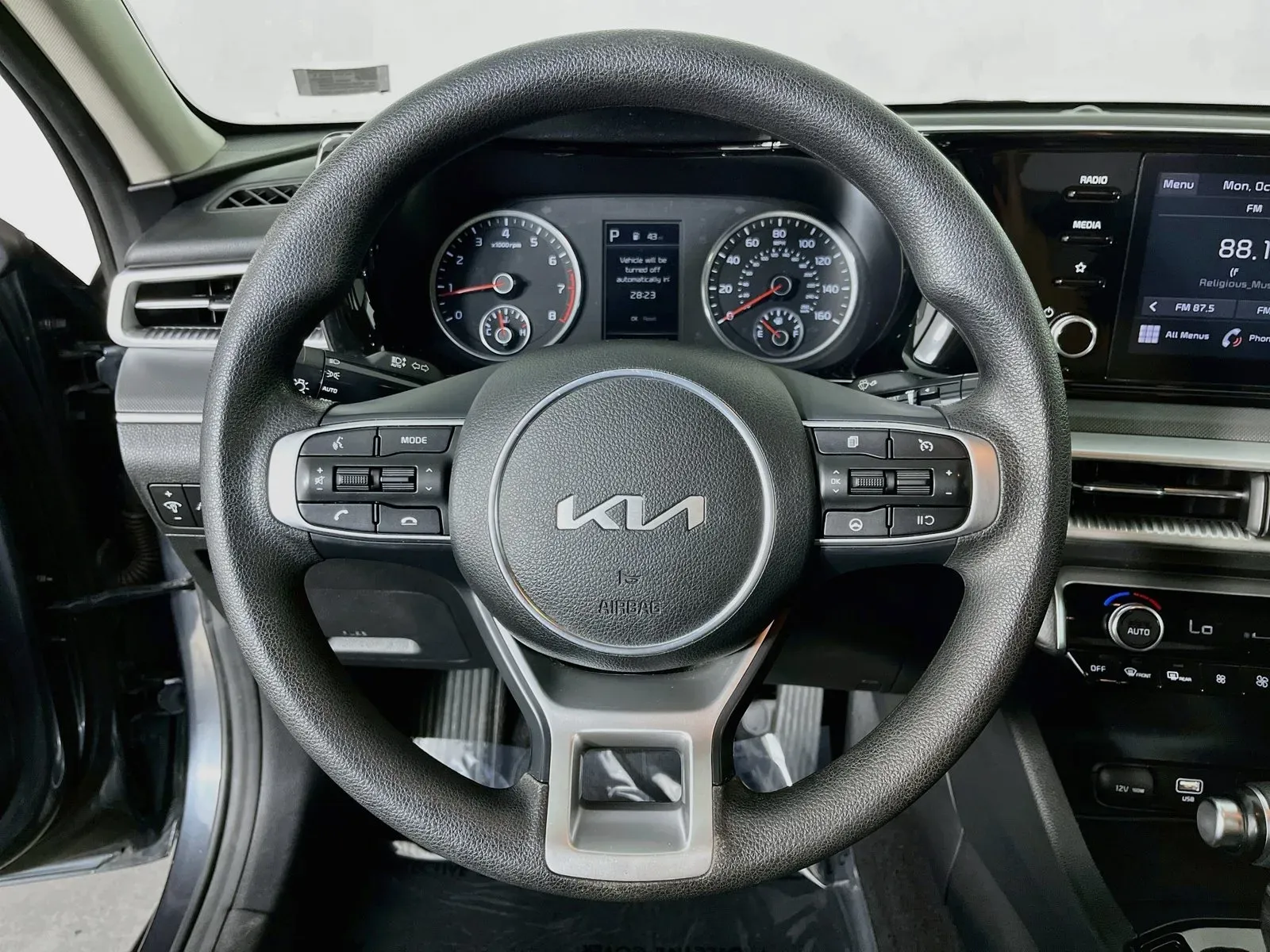 Kia K5 photo 12