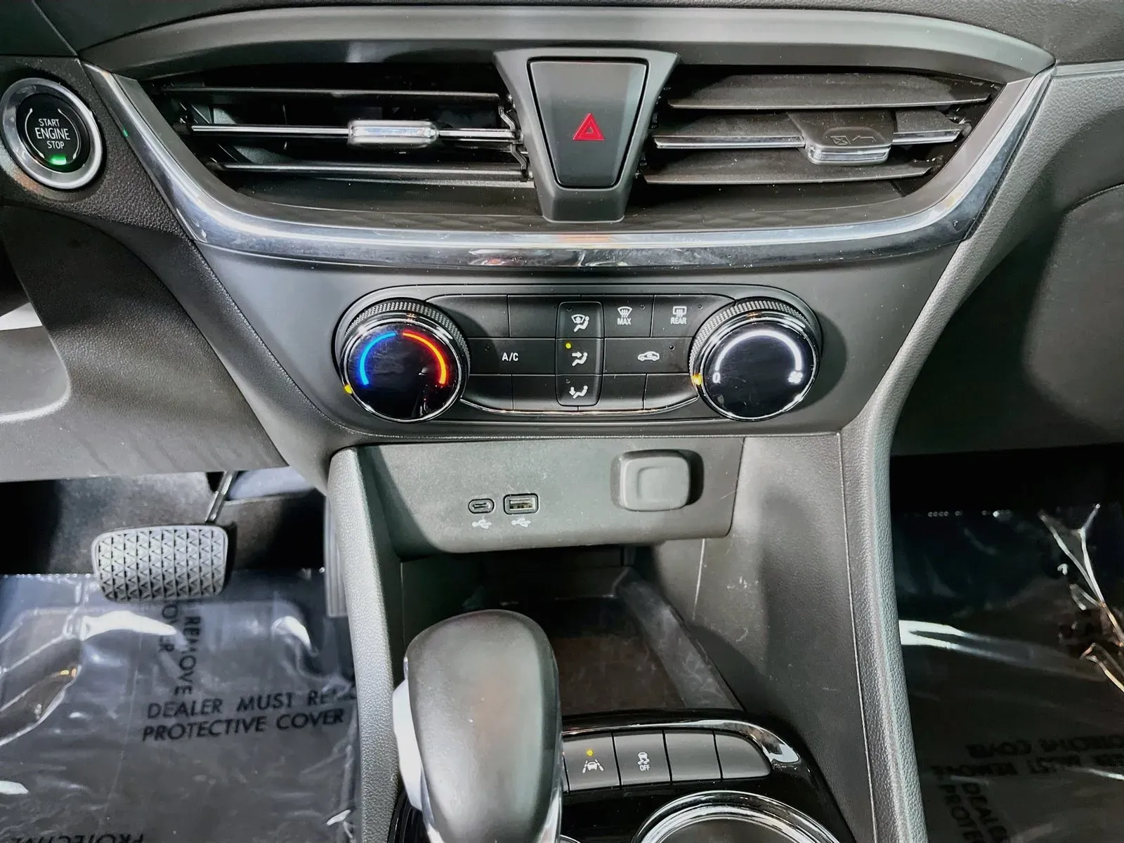 Buick Encore GX photo 17