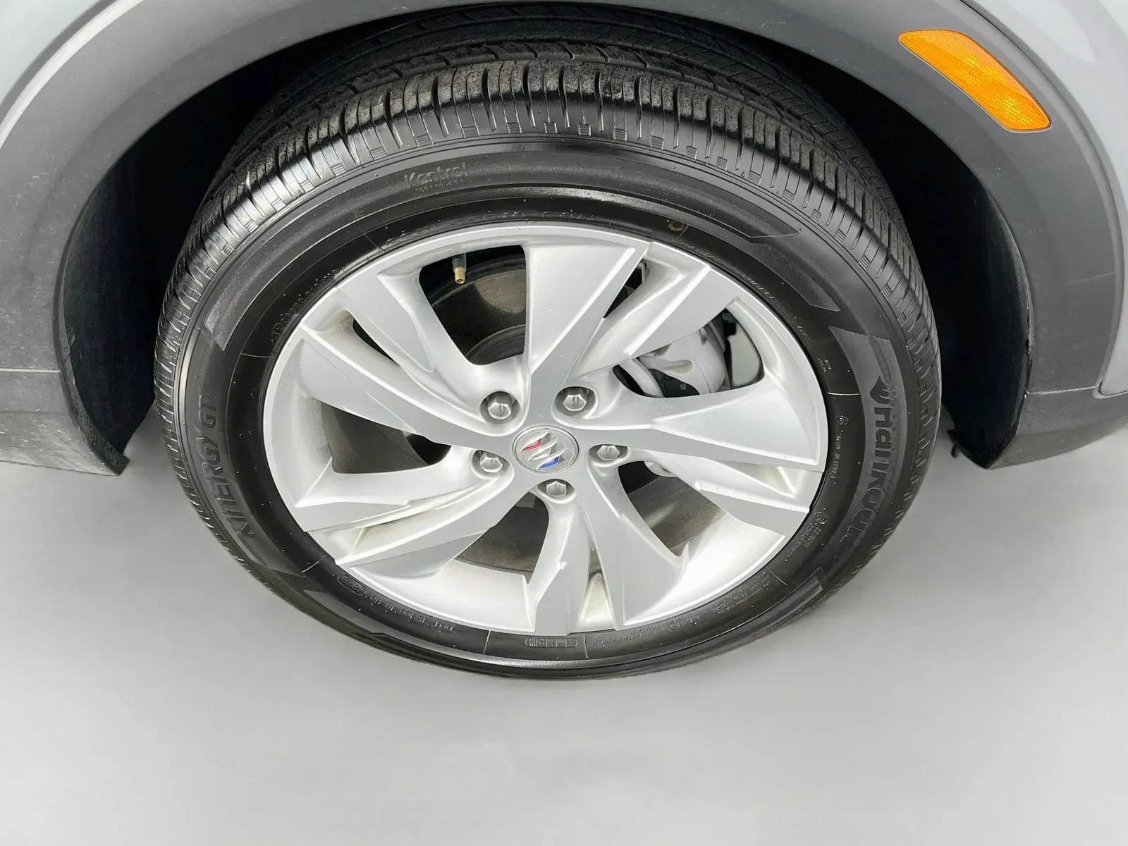 Buick Encore GX photo 28
