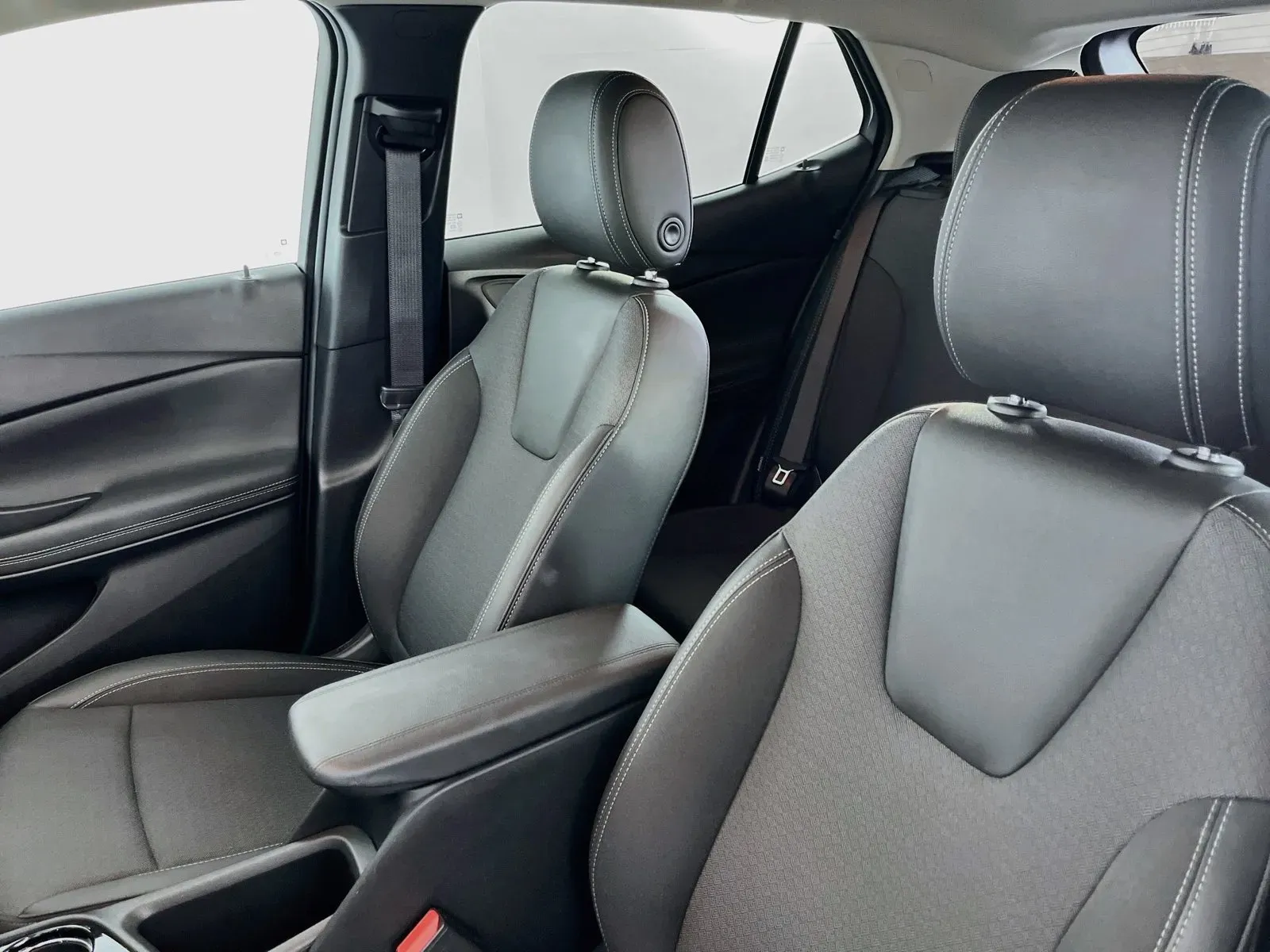 Buick Encore GX photo 22