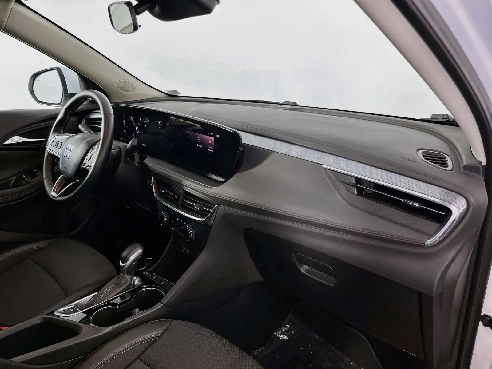 Buick Encore GX photo 23