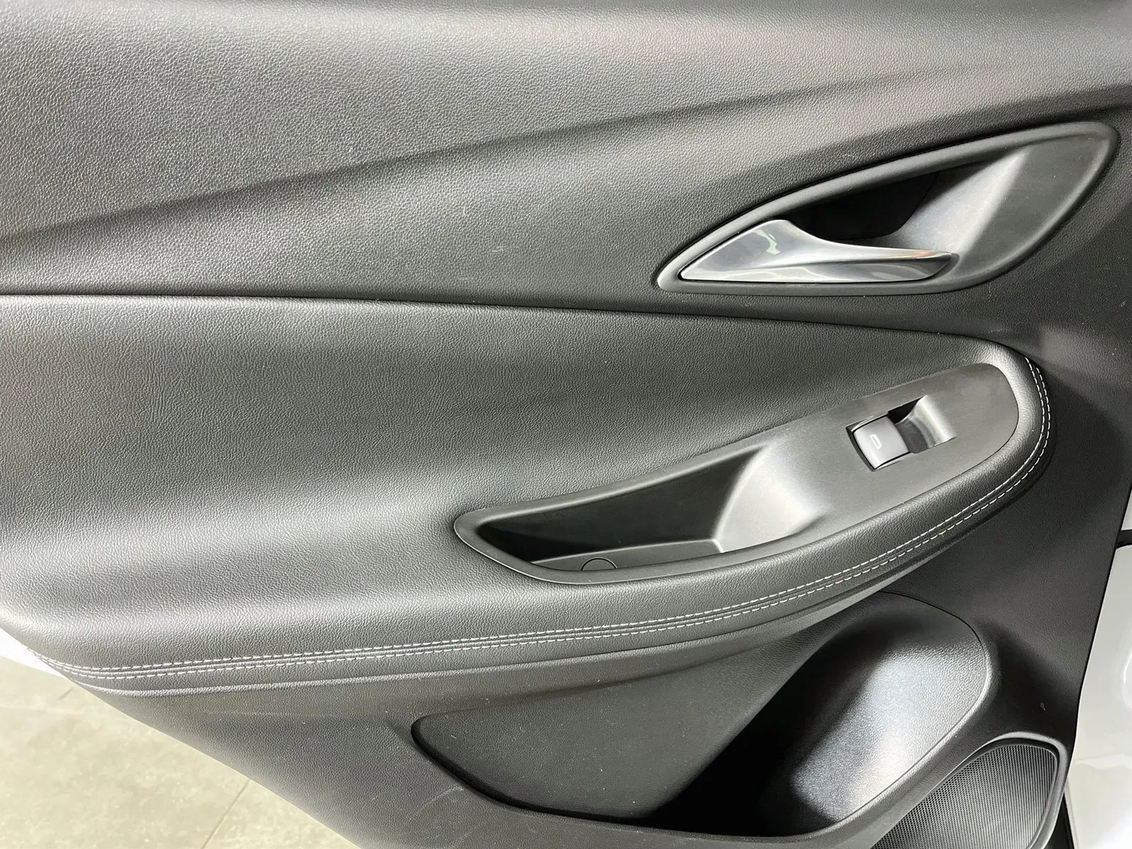 Buick Encore GX photo 21