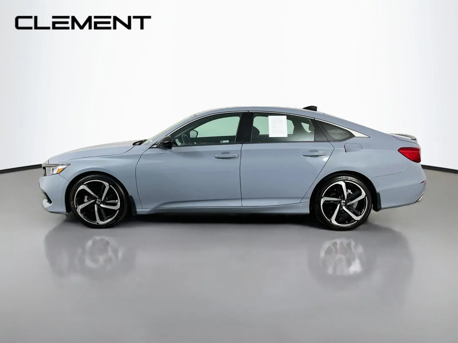 Honda Accord photo 5
