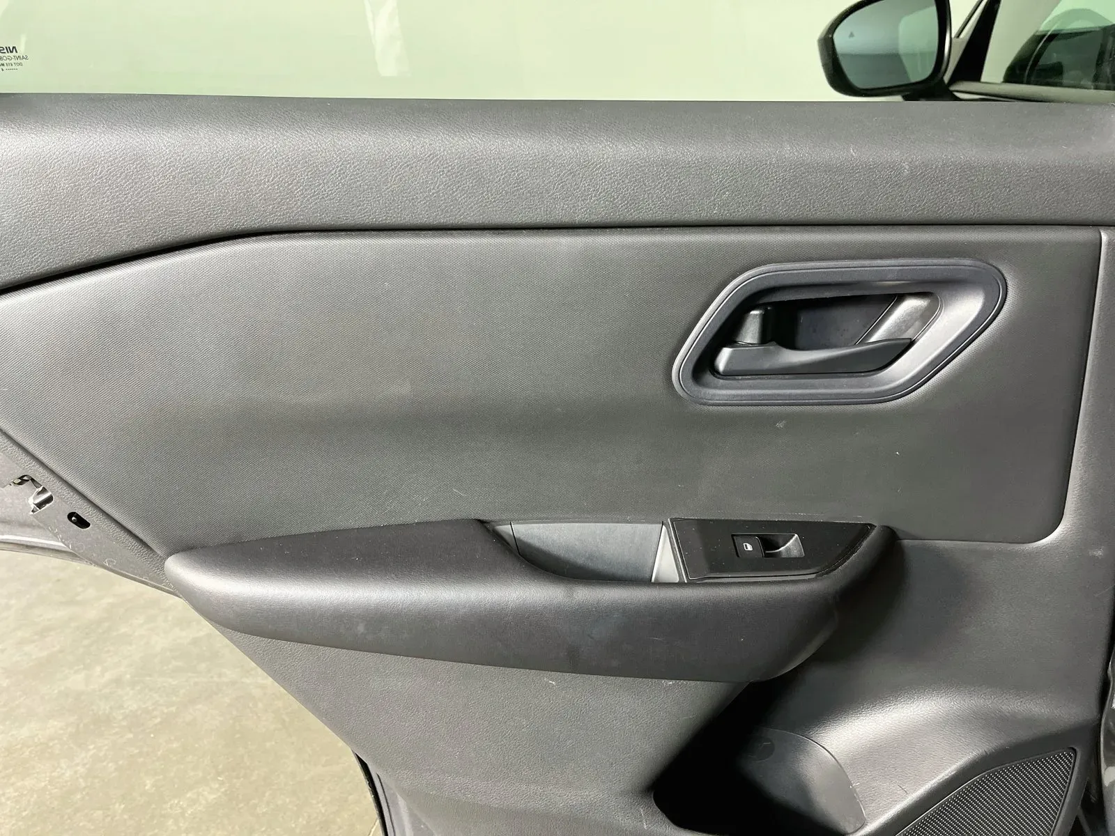 Nissan Rogue photo 18